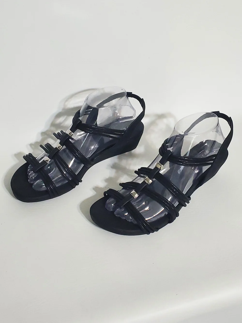Pesaro Women's Black Strappy Slingback Wedge Sandals Metallic Accents Size 9 - Picture 2 of 10
